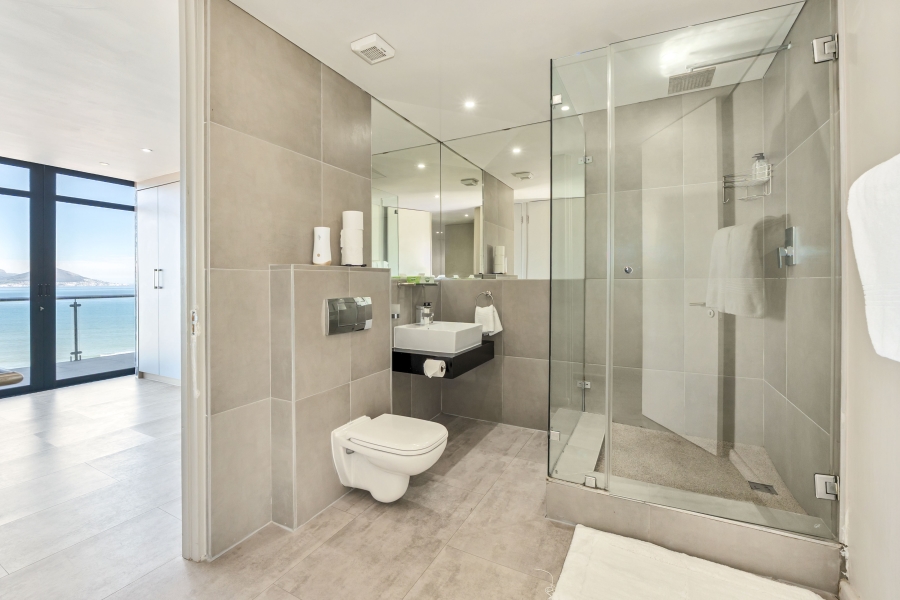 4 Bedroom Property for Sale in Bloubergstrand Western Cape